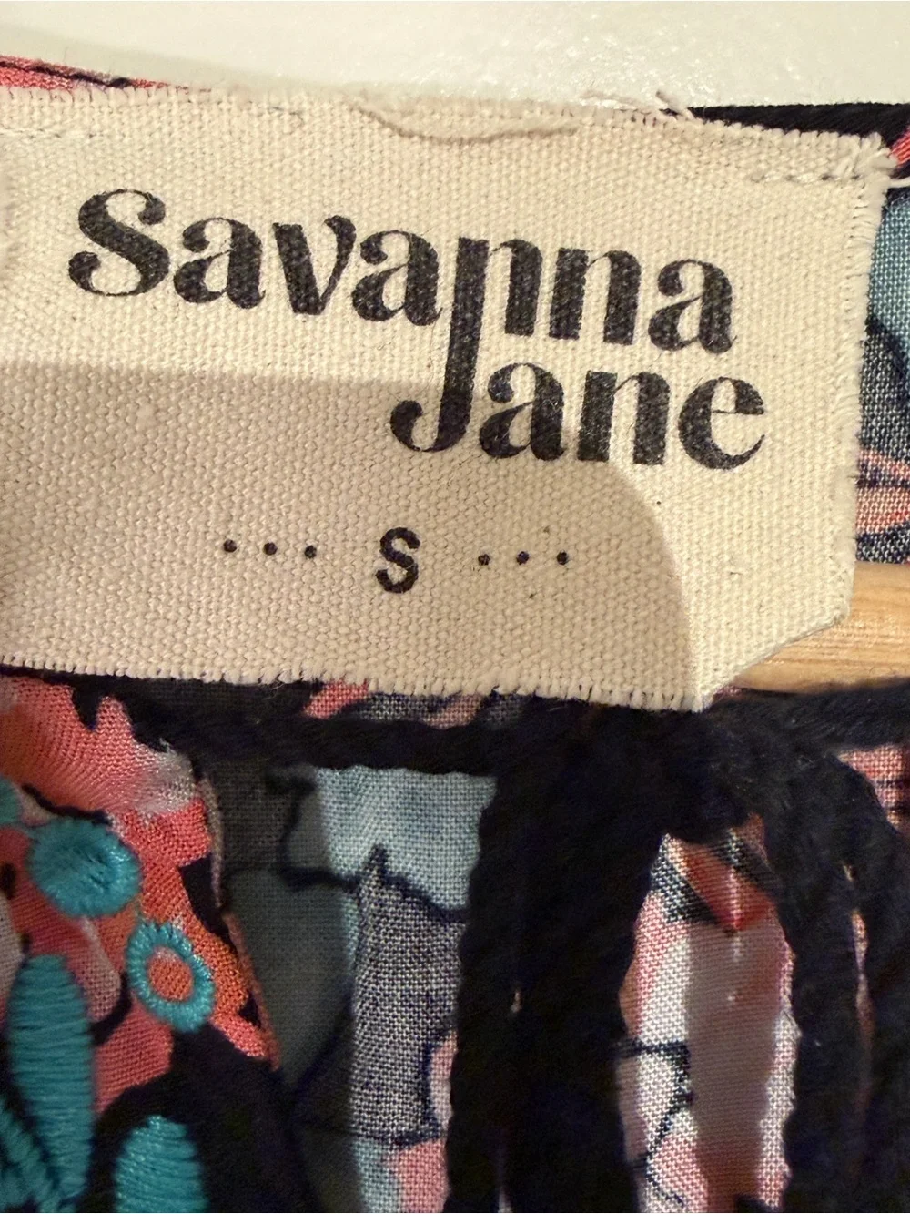 Savannah Jane Boho Embroidered Floral Peasant Blouse Black Coral Blue Small